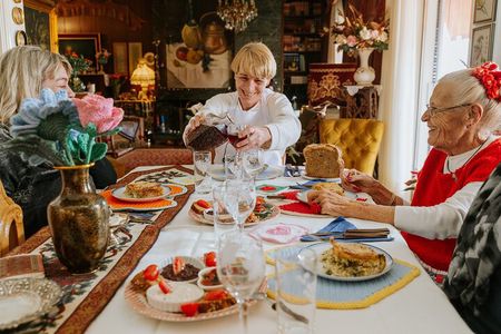 Greek Traditional Cooking Lesson with Paulina