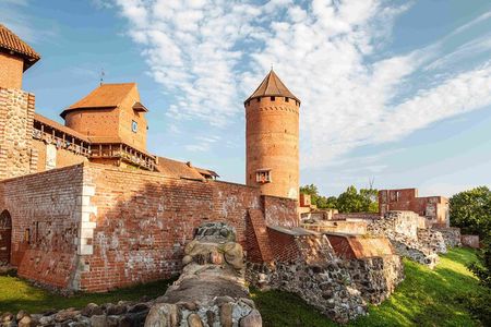 Riga to Sigulda & Cesis: Explore Latvia’s Medieval Castles