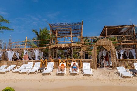 Full Day Experience in Playa Blanca with Lunch