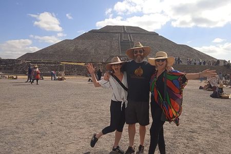 Teotihuacan Tour: Archaeological Zone, Magic Town and UNESCO Site