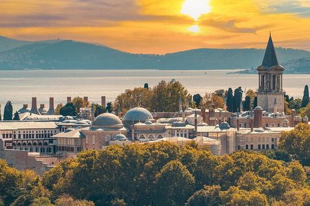 Majestic Istanbul: Walking Tour & Sunset Cruise on the Bosphorus