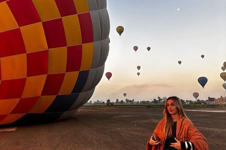Flight in Hot Air Balloon, Breakfast Berber 