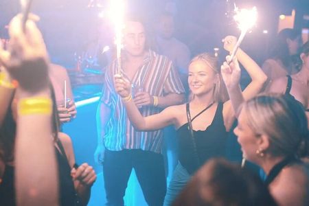 Paris Latin Quarter Pub Crawl Bars and Clubs