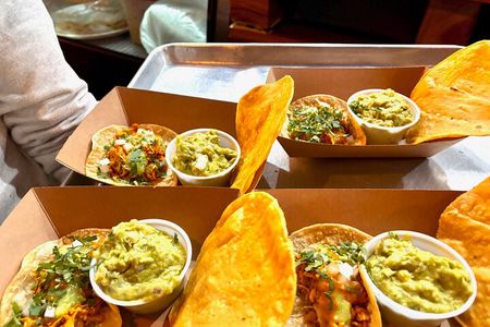 Streetcar Food Tour and Findlay Market with Riverside Food Tours