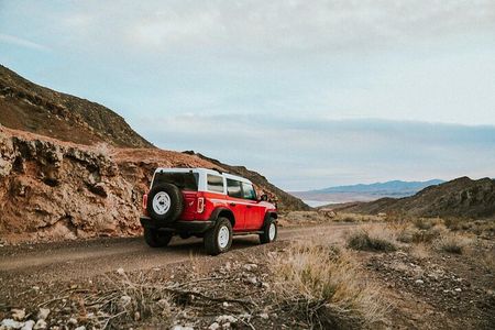 Las Vegas Guided Off-Road Adventure to Boathouse Cove