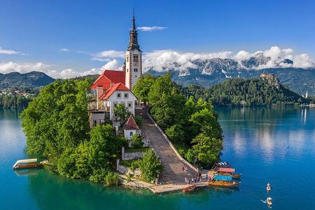 Day Tour to Lake Bled from Ljubljana