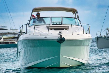 Sea Ray Sundancer Luxury Private Boat Charter 