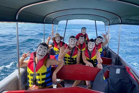 Authentic San Blas Day Trip: Island Hopping & Community Visit