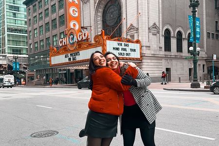 Chicago Insta Walk with Digital and Polaroid Photoshoot