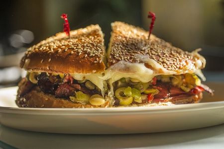 New Orleans Cocktail and Food History Tour