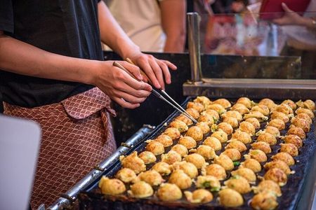 [1 Group Only] Osaka Street Food Tour for Family