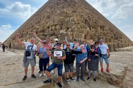 Private Giza Pyramids and Sphinx tour