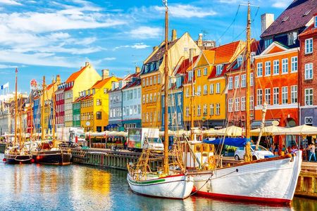 2-Hour Walking Introduction to Copenhagen and its Main Sights