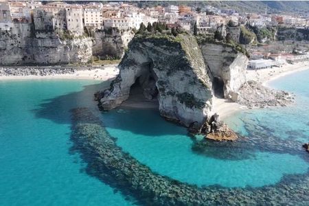 Boat Tour along the Coast of the Gods with Snorkeling