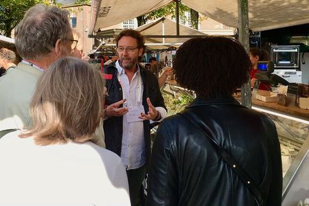 Exclusive Cheese Walk & Dutch Wine Discovery