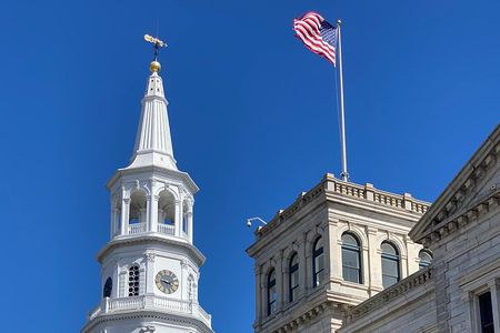 Charleston: Beauty & Tragedy (Historic Walking Tour)