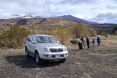 Etna Jeep tour in the morning with light lunch included