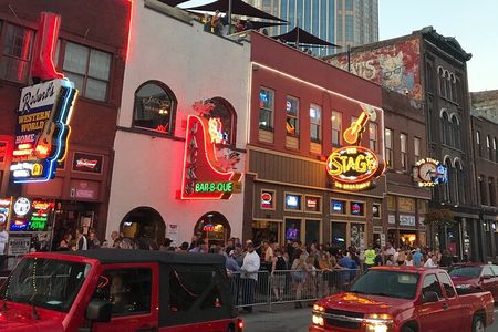 Private Small Group Nashville Food & Sightseeing Tour