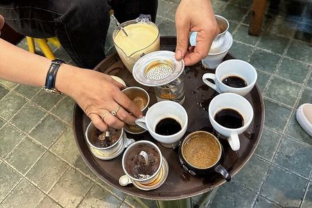 Hanoi Old Quarter Street Food and Coffee Tour