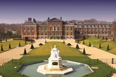 Visit Kensington Palace & Private Westminster Tour