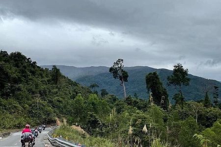  Explore Ho Chi Minh trail from Hoi An motorbike tour - Mr phu