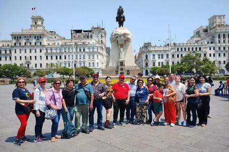 Lima Highlights Tour: Miraflores Barranco and Downtown Lima 
