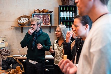 Bordeaux Food and Wine Tour : Local Delicacies