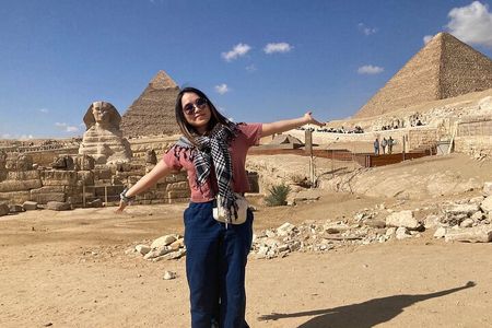 Discover Giza: Pyramids, Sphinx Tour with Lunch & Camel Adventure