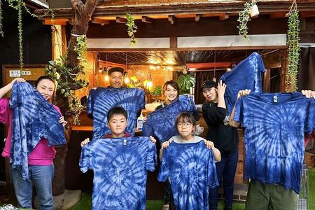 Yamanashi Dyeing Experience with Patterns Using Ink and Indigo