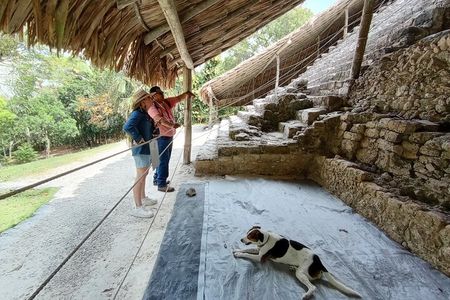 Bacalar : Private Tour to the Mayan Temple of the Sun. Professional Guides
