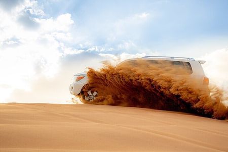 Dubai :- Premium Evening Desert Safari, BBQ & Live Shows