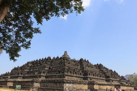 2-Day Java Tour from Bali Including Yogyakarta and Borobudur Temple