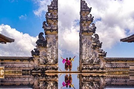 Gate of Heaven Tour With Guide : All-Inclusive Best Experience