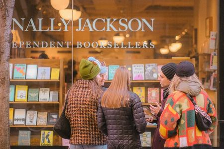 Taylor Swift’s New York: A Walking Tour