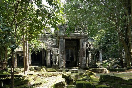 Preah Khan, Neak Pean and Pre-Rup Private Tour