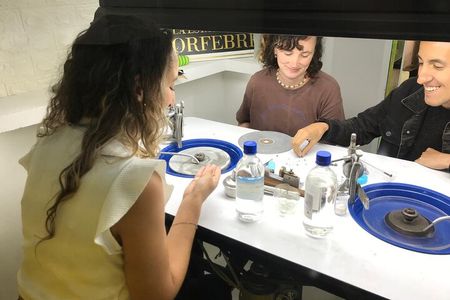 Carve Your Own Emerald: Workshop in Bogotá