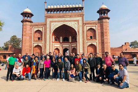 All Inclusive Day Trip to Taj Mahal, Agra Fort and Baby Taj from Delhi by Car