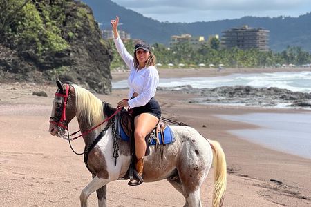 Jaco Beach Horseback Riding Tour