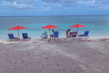 Fun day at Private Beach Bar&Grill/Grand Turk