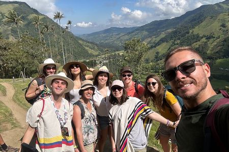 2 Days Experience: Cocora, Salento, Filandia, Coffee & Hotsprings