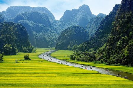 Best Seller-Private Full-Day Tour to Ninh Binh Depart from Hanoi 