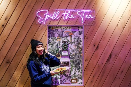 Fulton Market Delicious Donut Adventure and Walking Food Tour