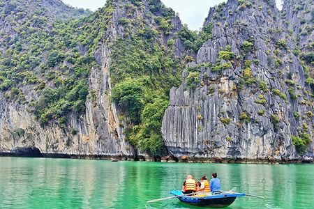 PRIVATE TOUR HALONG BAY ONE DAY with Cave, Kayaking, Bamboo Boat