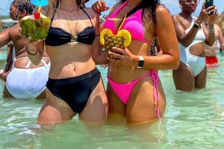 Cholon island party boat from cartagena