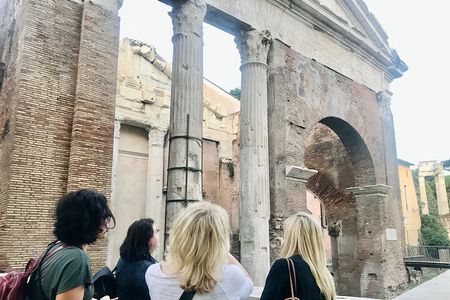 Jewish Ghetto and Campo Dè Fiori By Night Food, Wine and Sightseeing Tour