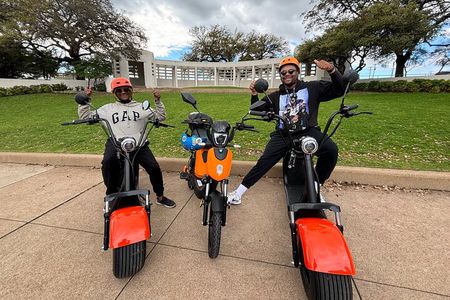 Smart Tour: Dallas JFK Assassination & History E-Bike Tour
