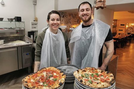 Naples: Authentic Italian Pizza Making Class with Local Pizzaiolo
