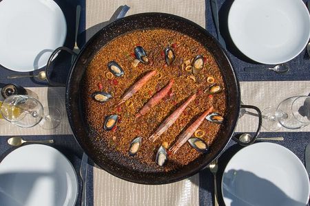 Authentic Premium Paella and Sangria Cooking Class in Barcelona