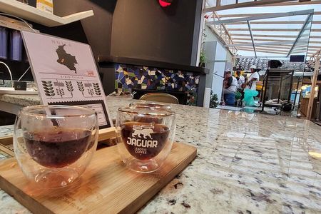 Full Exotic Coffee Experience: Tasting, Roasting and Filtered