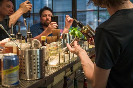 Industry City Gourmet Food and Drinks Tour